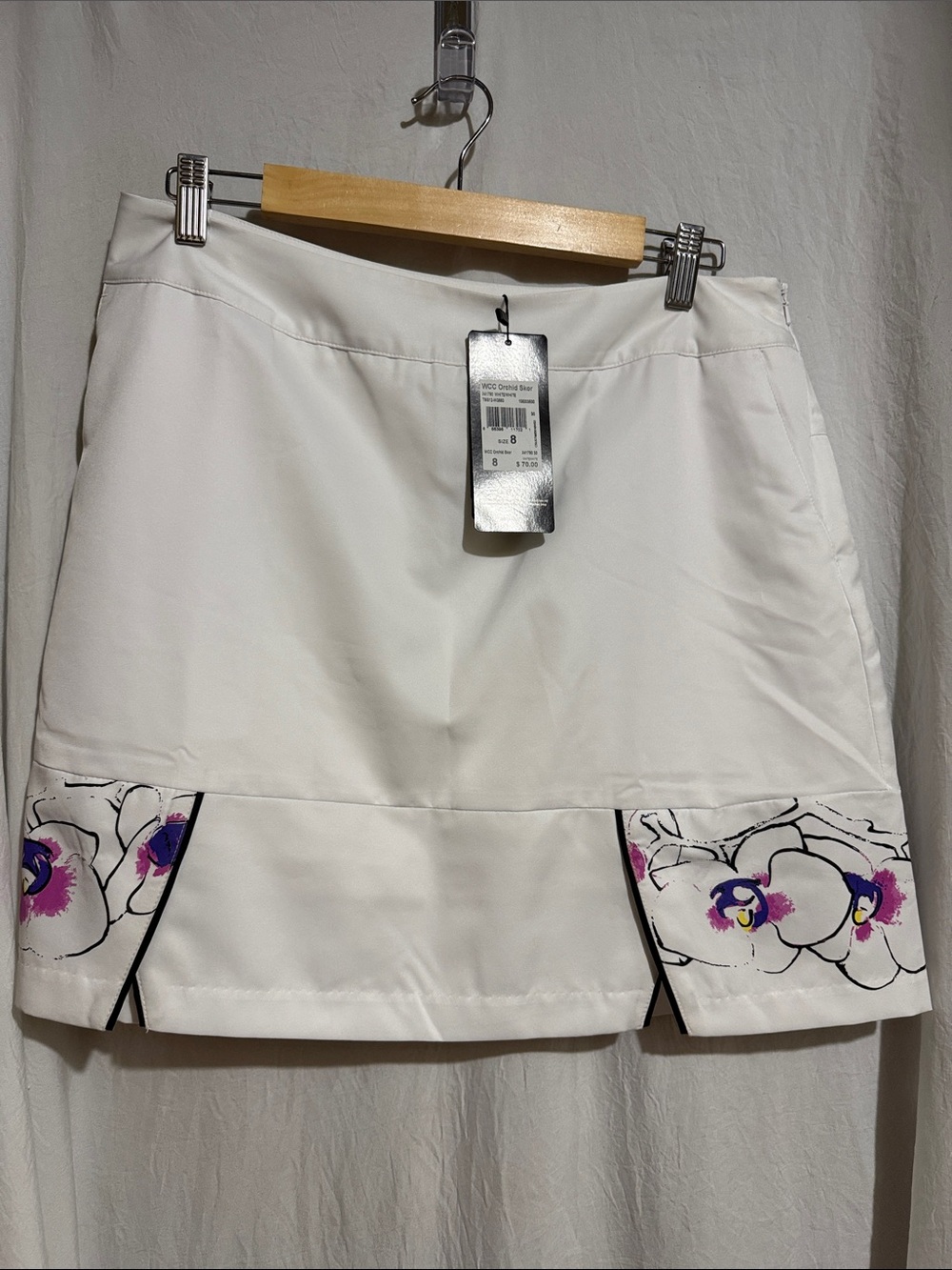adidas White  golf skort with Floral Hem Panels size 8